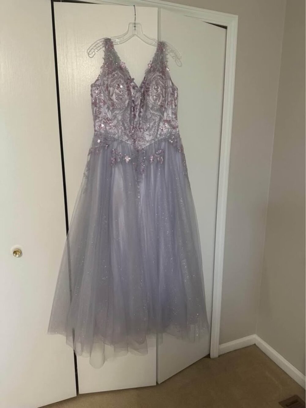 Beautiful Lavender Wedding Dress - Size 3XL - 4XL